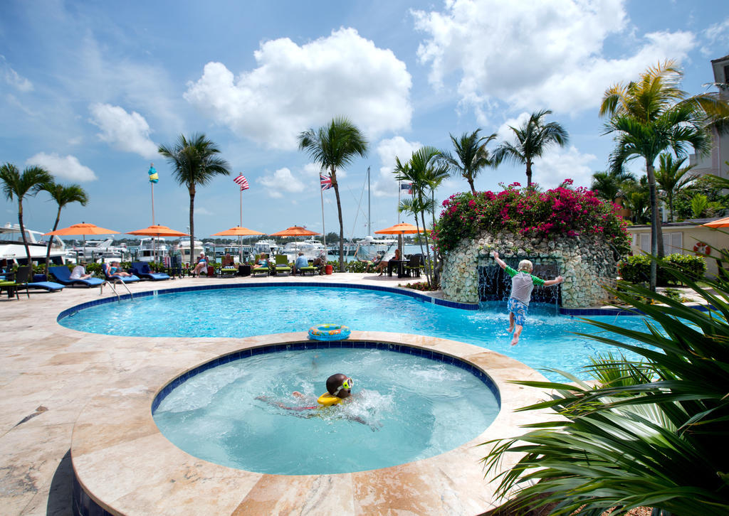 Paradise Harbour Club & Marina Nassau Esterno foto